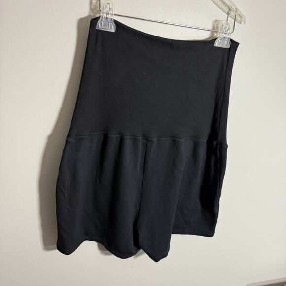 Beyond The Bump Black Cozy Soft Fold Over Maternity Shorts Size Large Modal - Picture 3 of 5